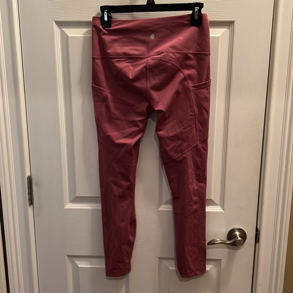 Ladies leggings  yogalicious size medium with pockets pink - Picture 2 of 2